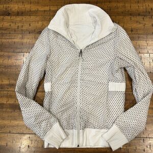 Lululemon Women's White Polka Dot Zip Up
